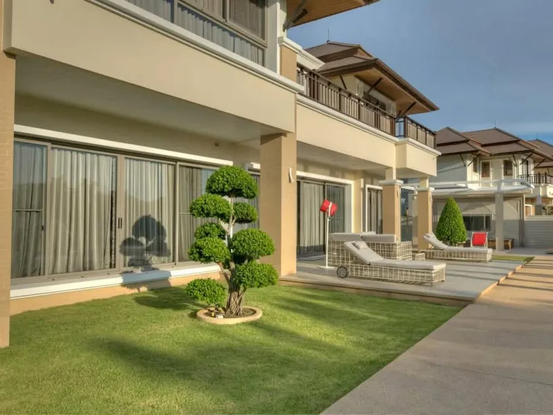 4 спальни 5 ванных комнат Дом