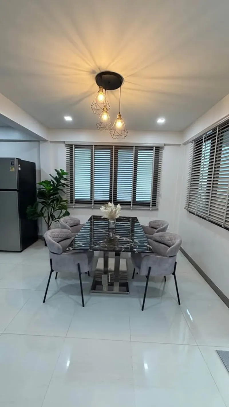 3 beds 2 bathrooms – House