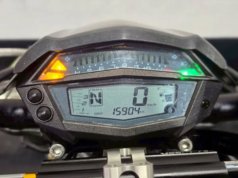 2017 Kawasaki Z1000R naked bike