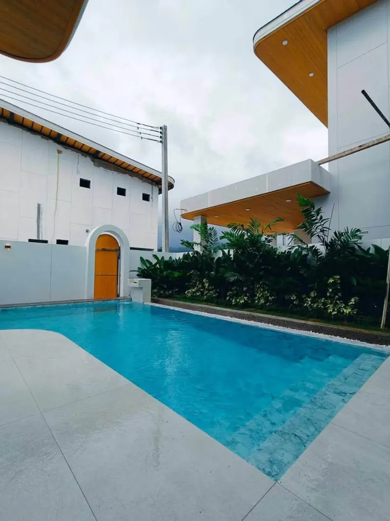 4 спальни 4 ванные - Дом