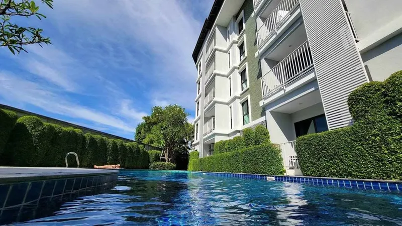 Title V Condominium, U Building