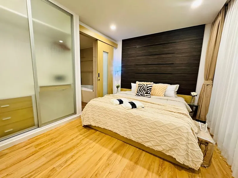 อพาร์ทเมนท์ 1 ห้องนอน 1 ห้องน้ำ