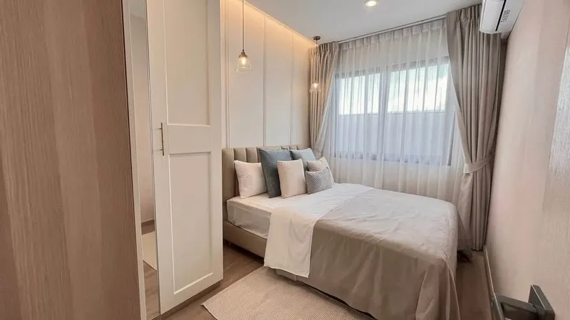 3 beds 3 baths Townhouse