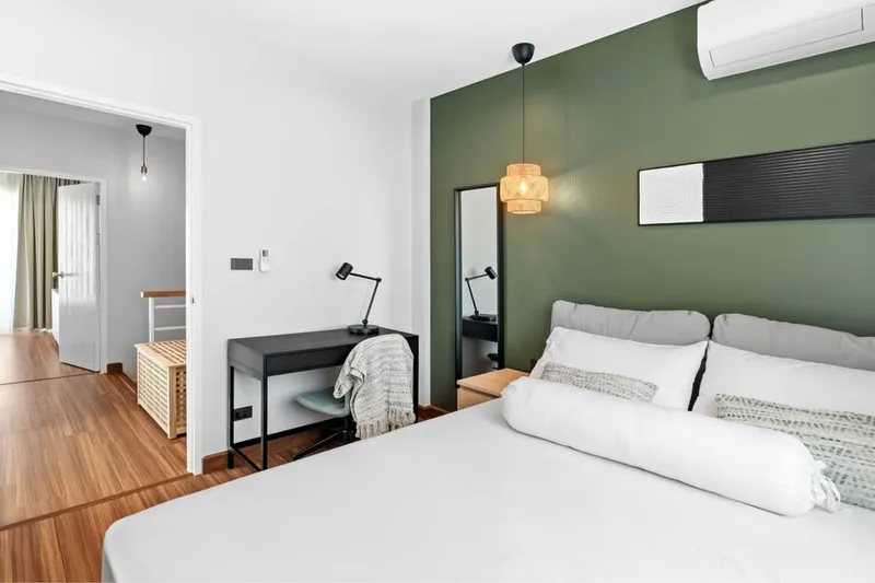 3-bedroom, 3-bathroom Townhouse for Sale