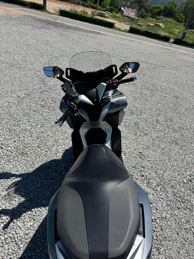 Honda Forza 300 2018 – Excellent Condition Maxi-Scooter for Sale