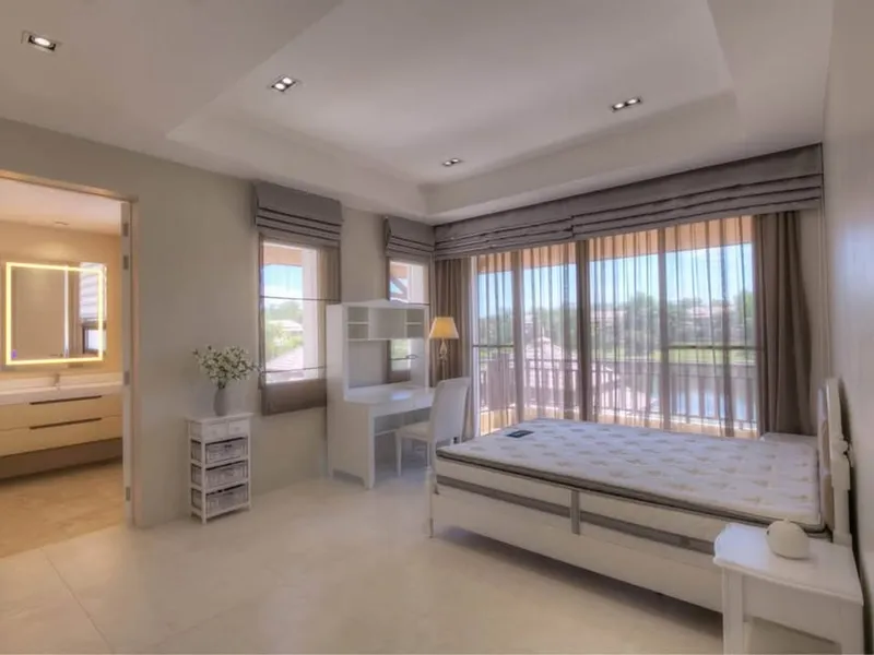 4 спальни 5 ванных комнат Дом