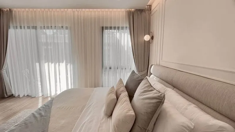 3 beds 3 baths Townhouse