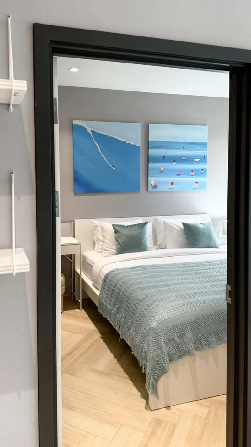 2 Beds 1 Bath Apartment