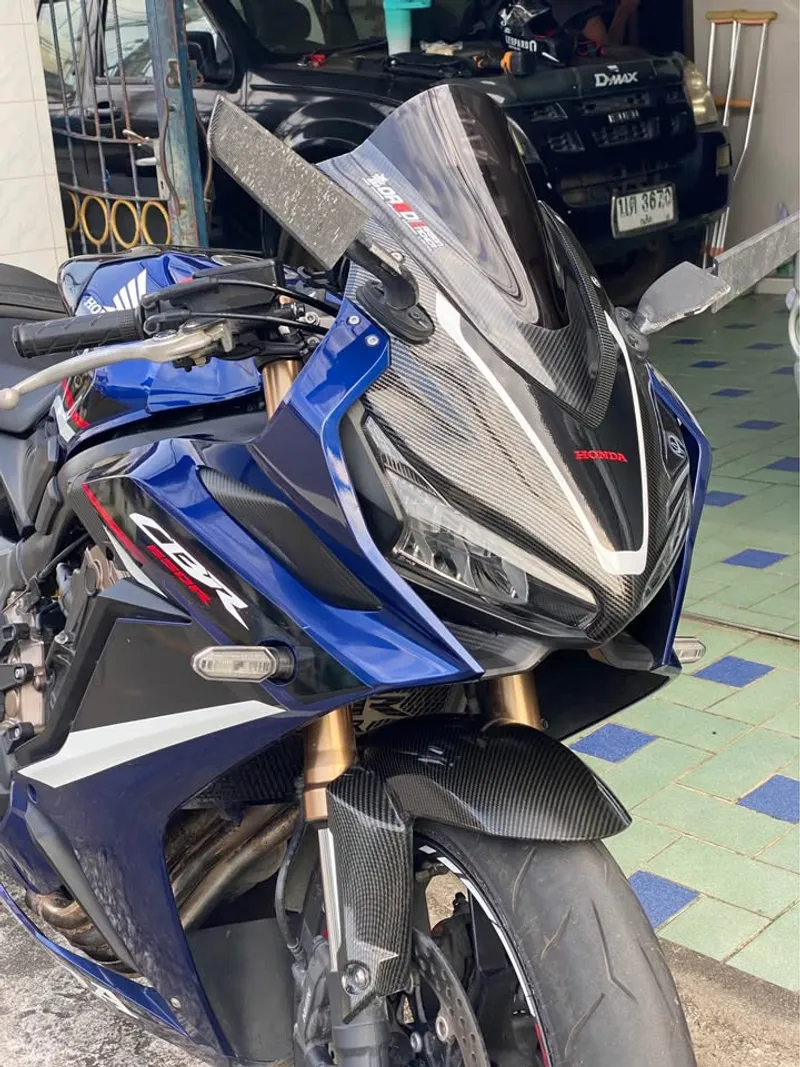 2022 Honda CBR650R Blue