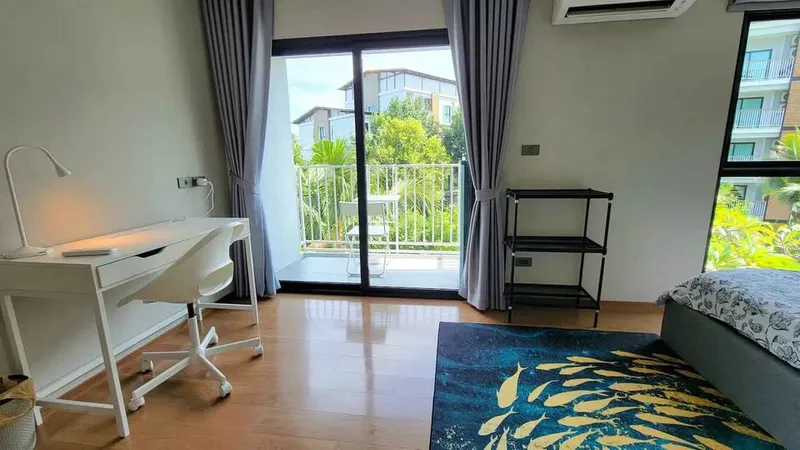 Title V Condominium, U Building