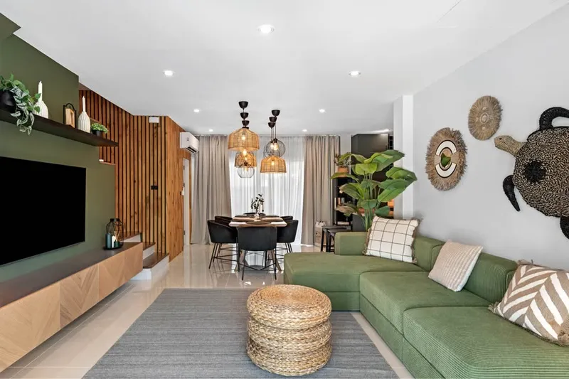 3-bedroom, 3-bathroom Townhouse for Sale