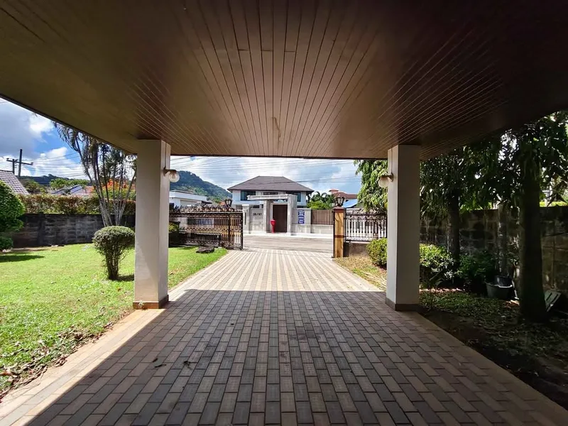 4 спальни 3 ванные – Дом