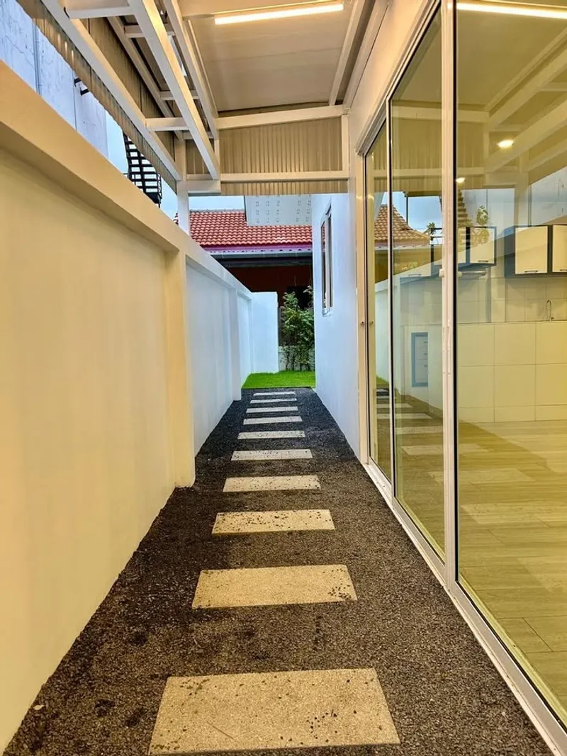 3 Beds 2 Baths House