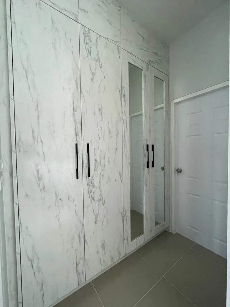 3 bedroom 3 bathroom townhouse