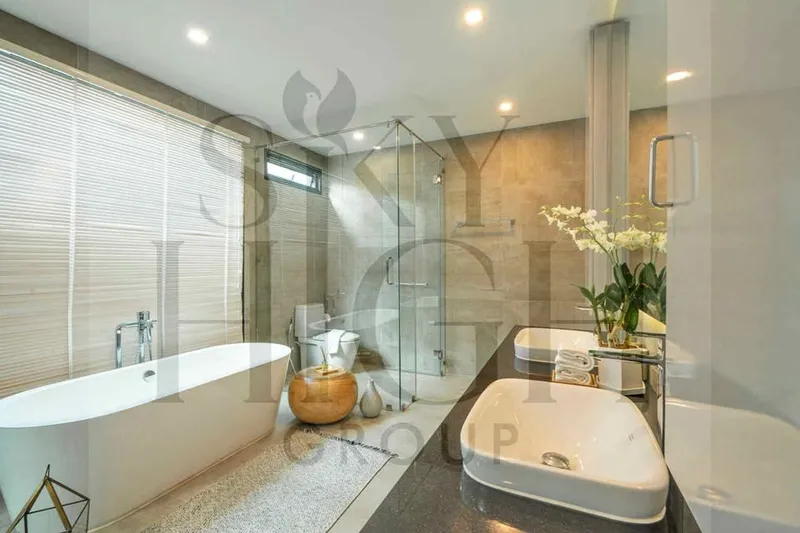 วิลล่าพร้อมสระว่ายน้ำส่วนตัวให้เช่าใกล้หาดลายันและบางเทว