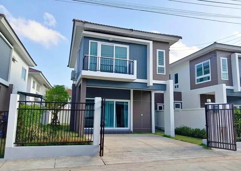 3 ห้องนอน 2 ห้องน้ำ บ้าน