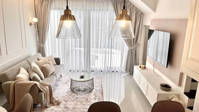 3 beds 3 baths Townhouse