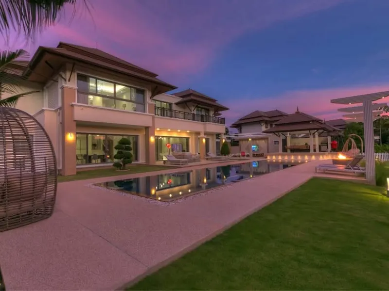 4 спальни 5 ванных комнат Дом