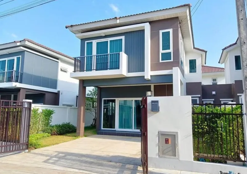 3 ห้องนอน 2 ห้องน้ำ บ้าน