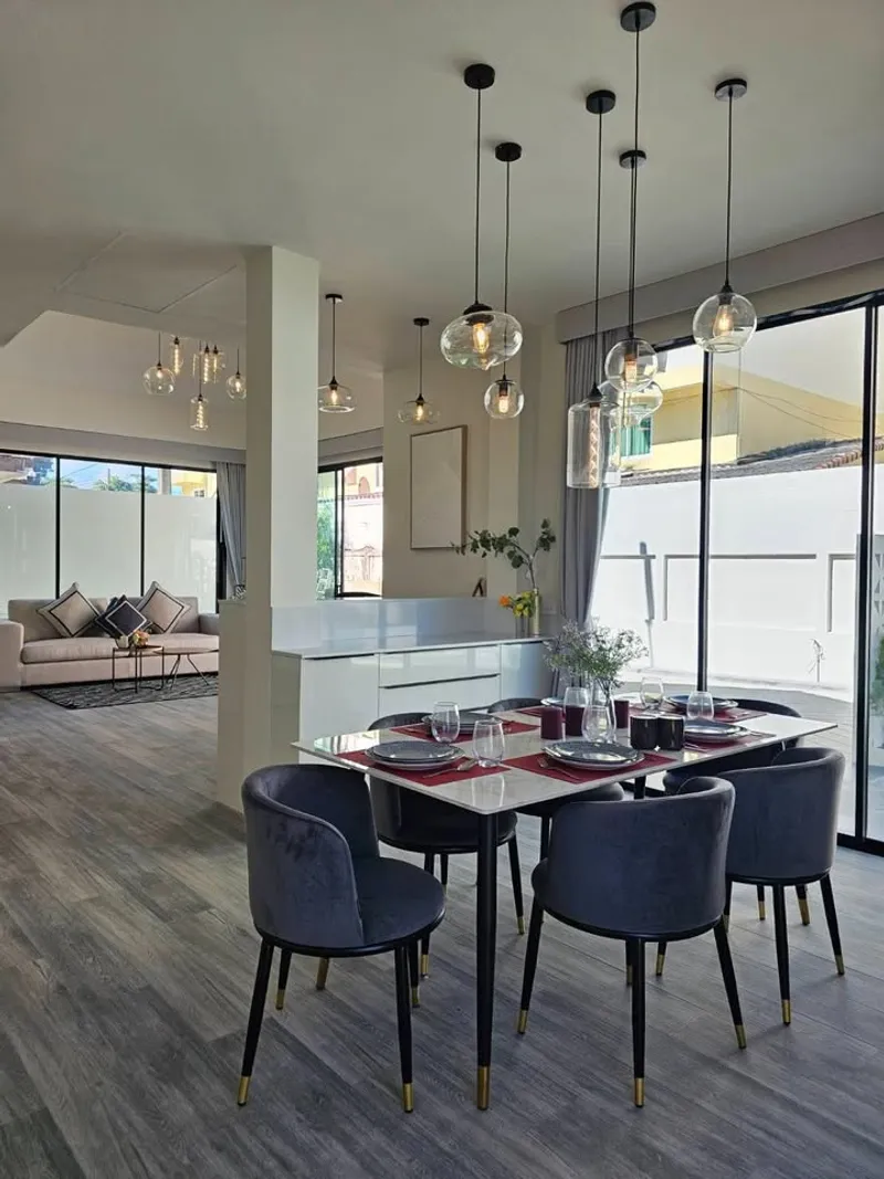 4 спальни 2 ванные Дом