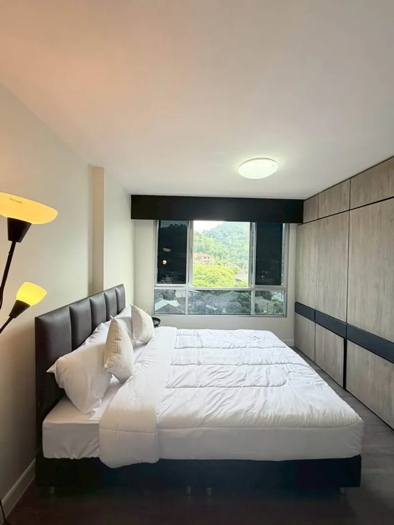 1 Bedroom 1 Bathroom - Apartment