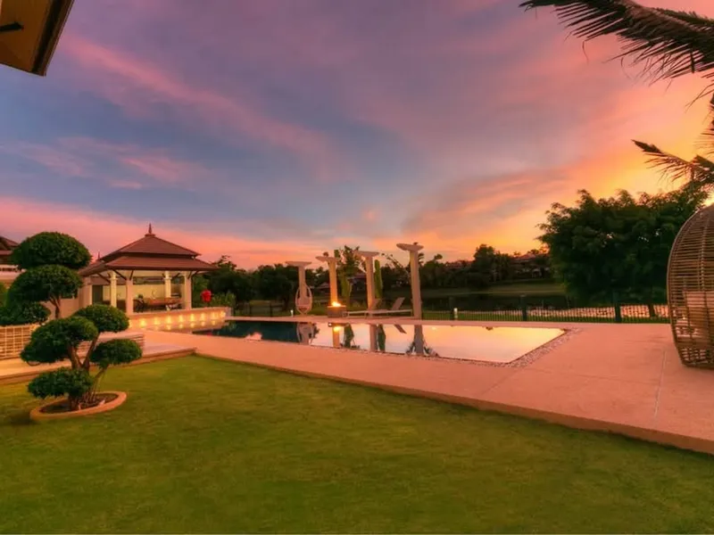 4 спальни 5 ванных комнат Дом