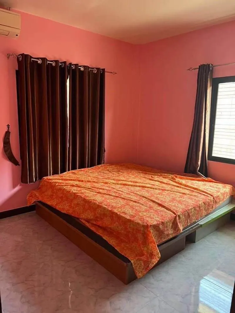 3 Спальни 3 Ванные – Таунхаус