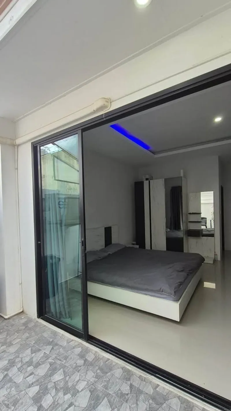 Apartment with 1 bedroom and 1 bathroom